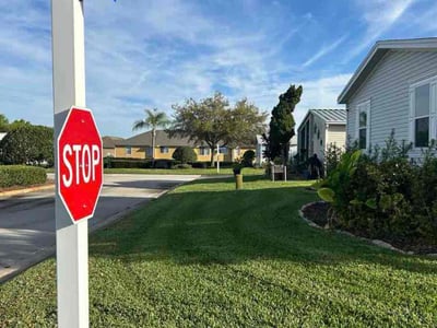 Florida Lawn Care Company Services - Image %242y%2410%24mHd6brh5zzoVrqI2MUZLJe9fAFB1SN9KLp5yNl.vIJQSrS0GkClly